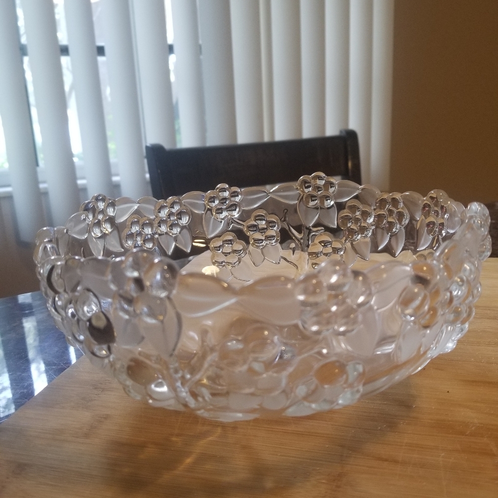 Mikasa Glass Bowl Germany Walther Frosted Floral Embossed VTG